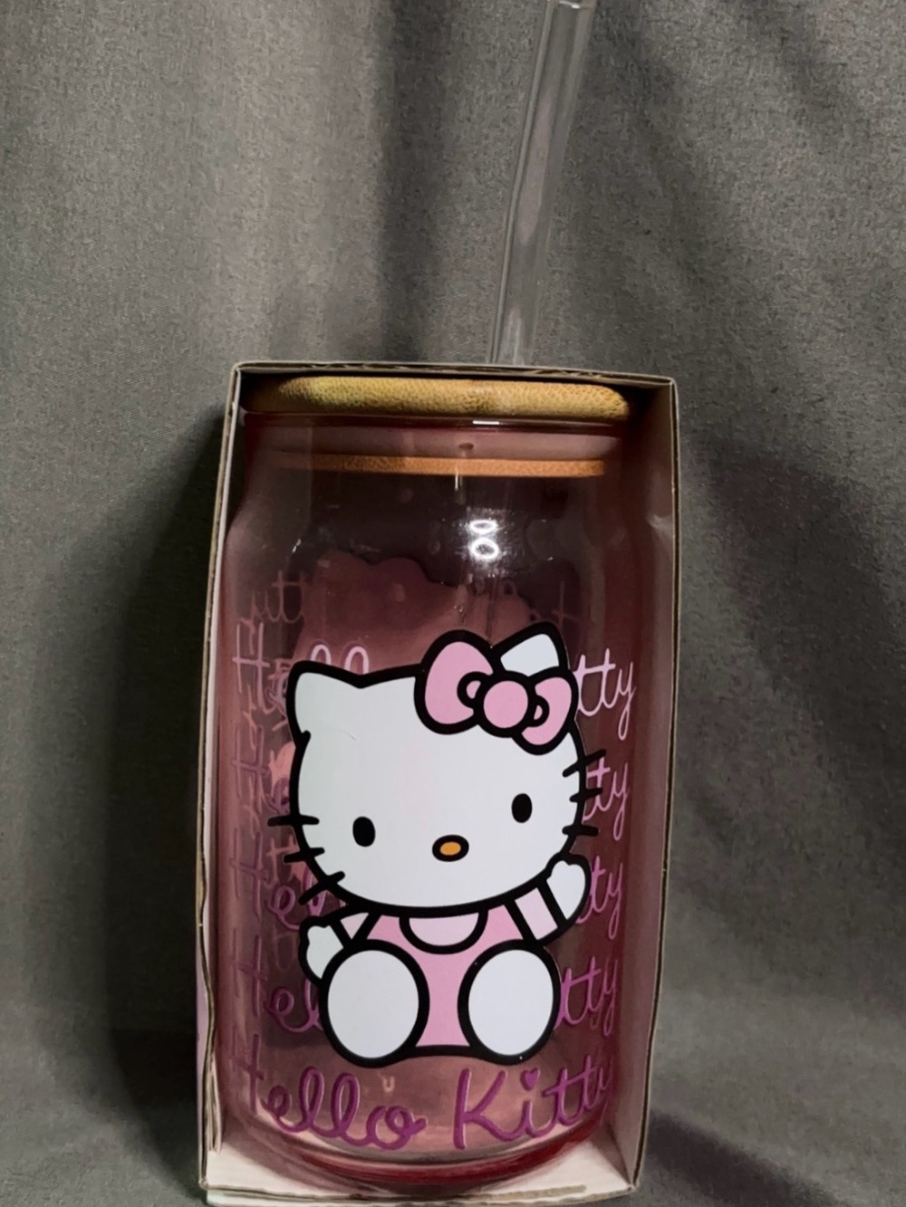Hello Kitty - 16 Oz Glass Tumbler w/ Lid & Straw
